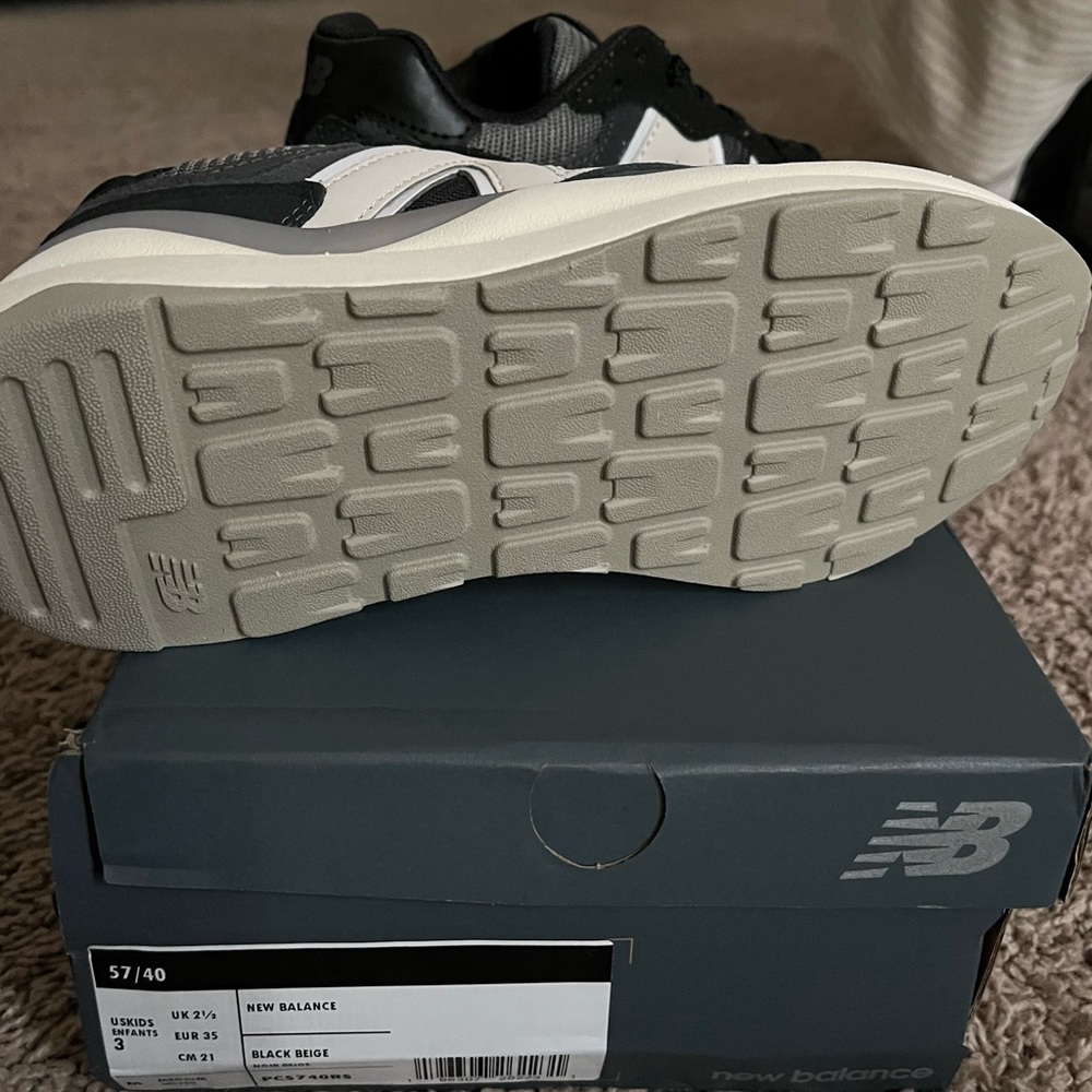 Big boy casual tennis shoes